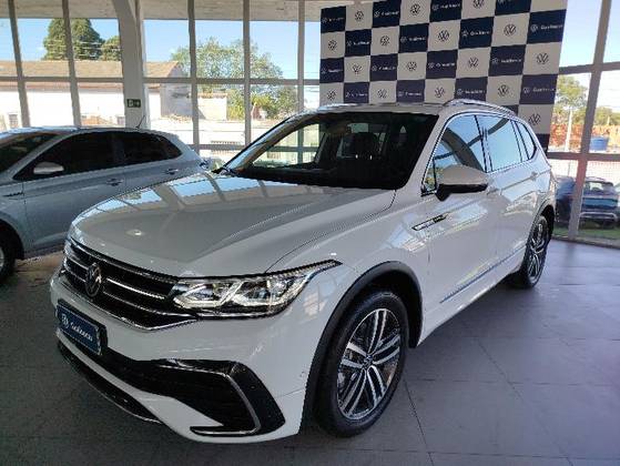 VOLKSWAGEN TIGUAN 2.0 300 TSI GASOLINA ALLSPACE R-LINE AUTOMÁTICO